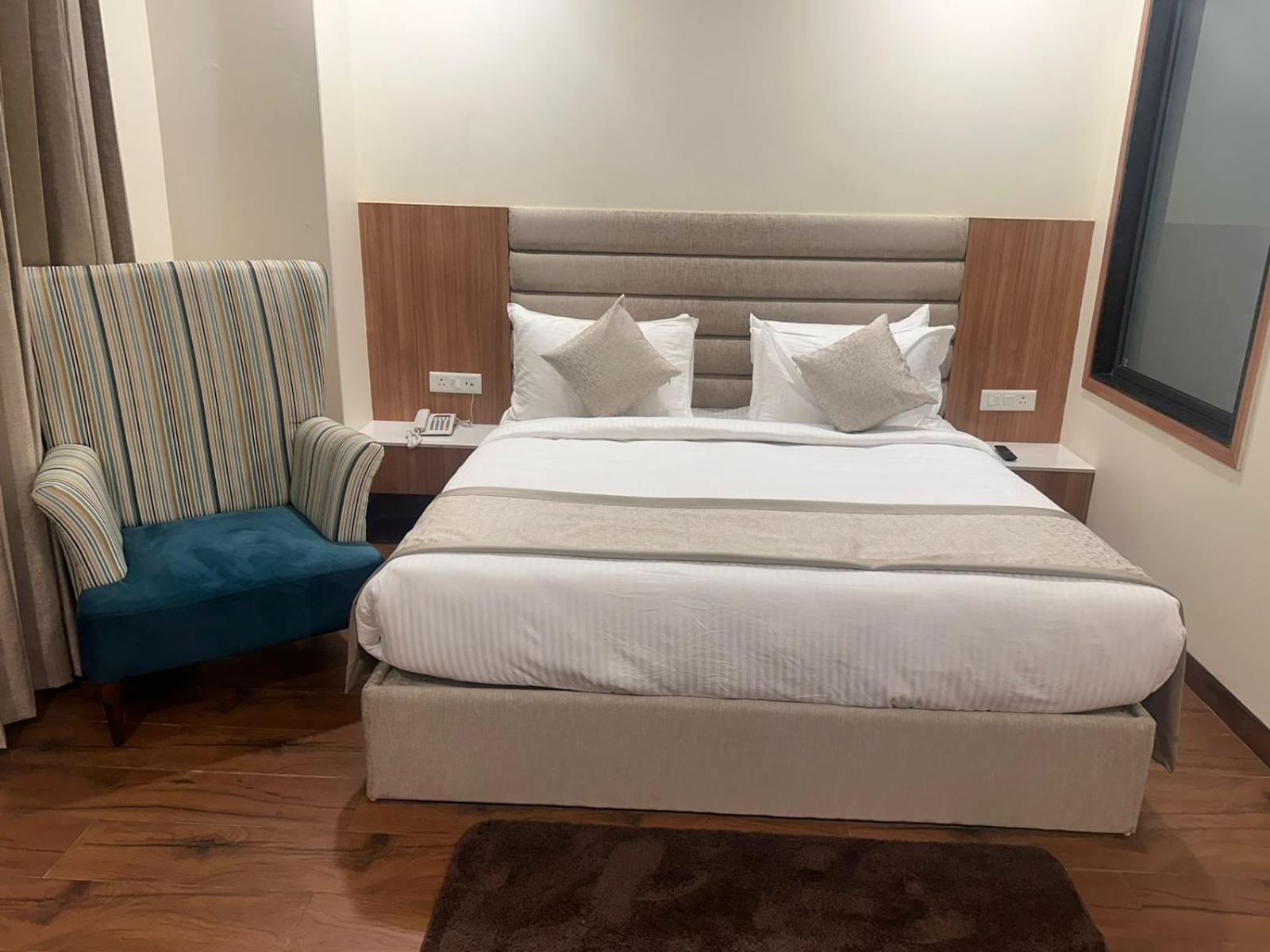 Cilantro Comfort Jaipur Luaran gambar